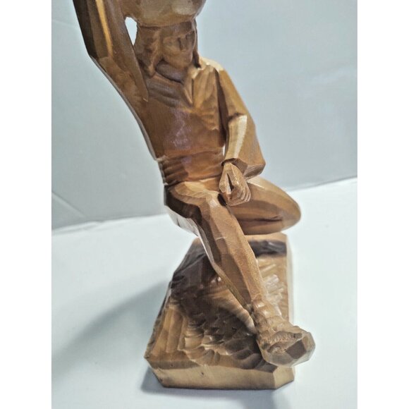 Vintage Quebec Folk Art Wood Carving 9" 1960's Pioneer with Axe - Picture 7 of 8